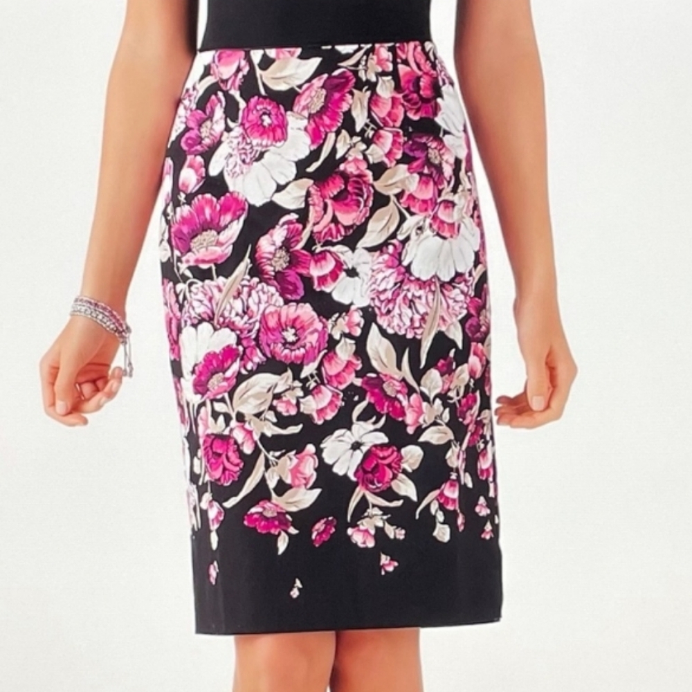 White house black market floral print knee-length skirt